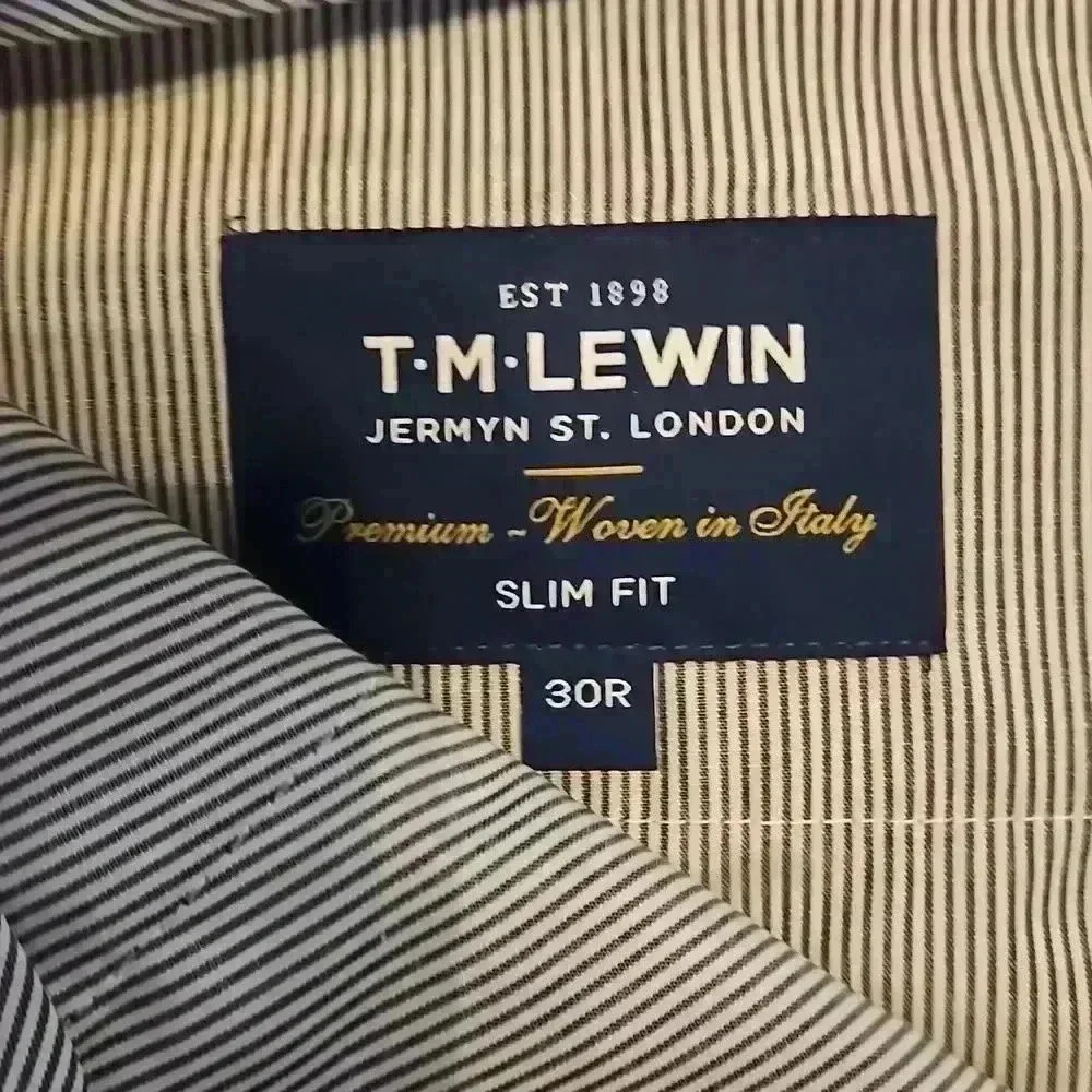 T.M. LEWIN - Picture 6 of 9